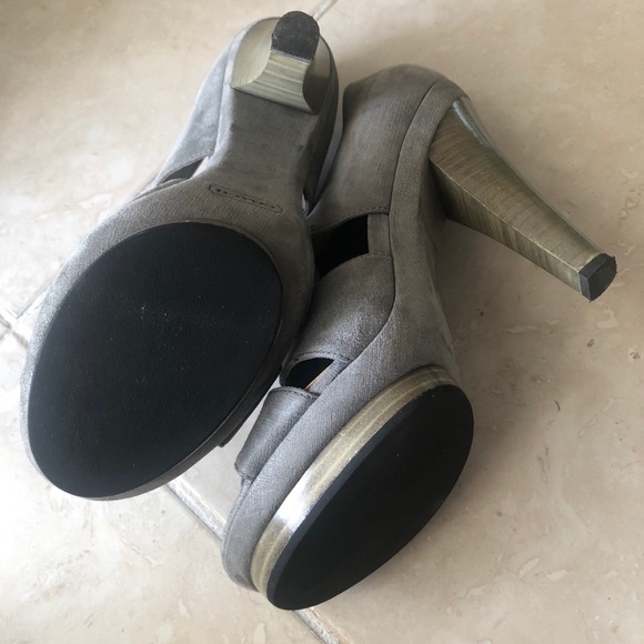 Coach Teagan Lace Up Heels size 9 - Picture 6 of 6
